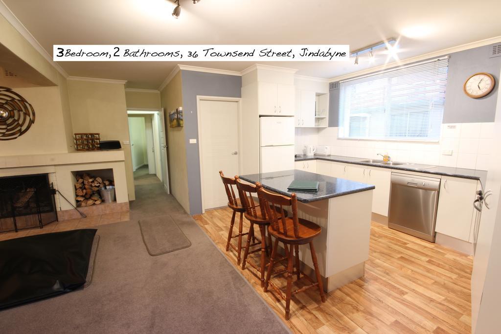 Full Circle Apartments จินดาไบน์ ภายนอก รูปภาพ